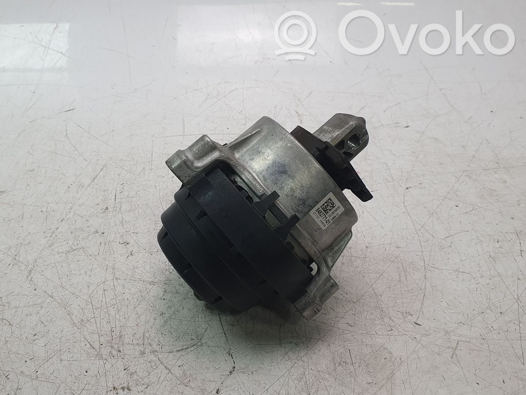 BMW X3 G01 Engine mount bracket 