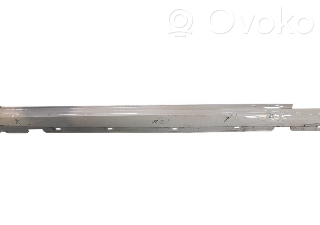 Slenkstis   JX7BA10155