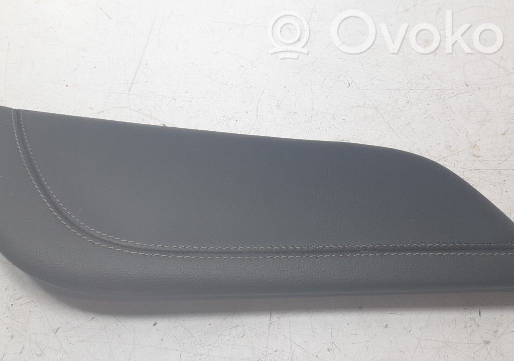 Moldura inferior   63044E07