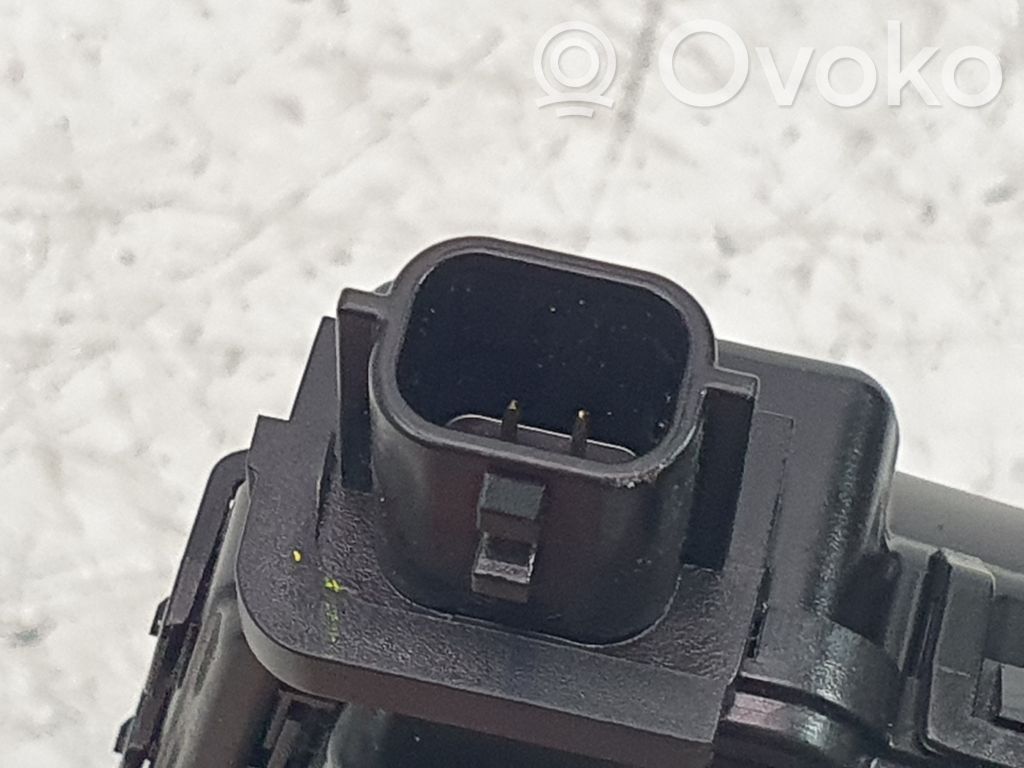 Dacia Spring Priekšpusē slēdzene 