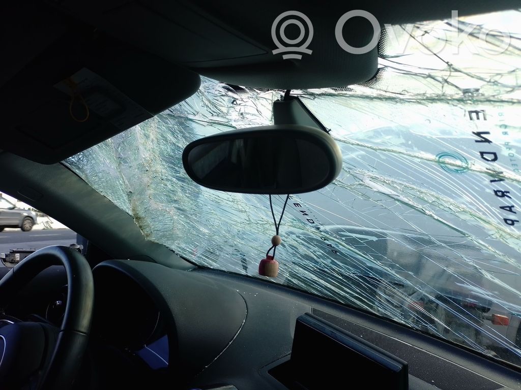 Espejo retrovisor (interior)   8U0857511C