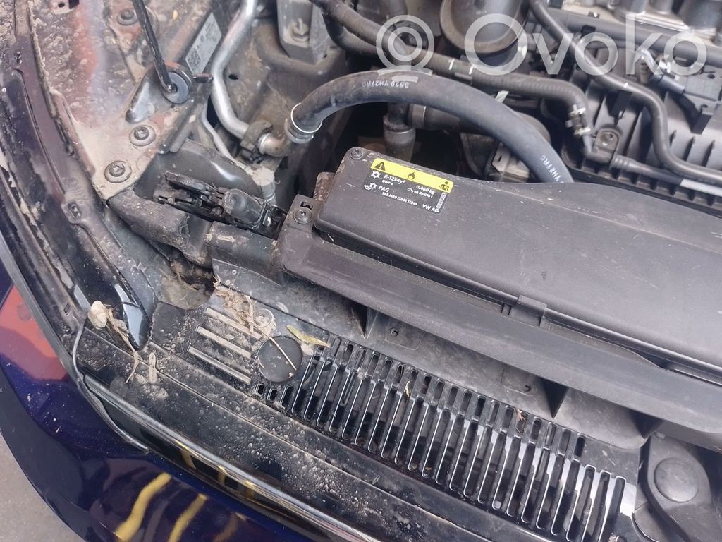 Volkswagen Golf SportWagen Cârlig/ureche fixare 