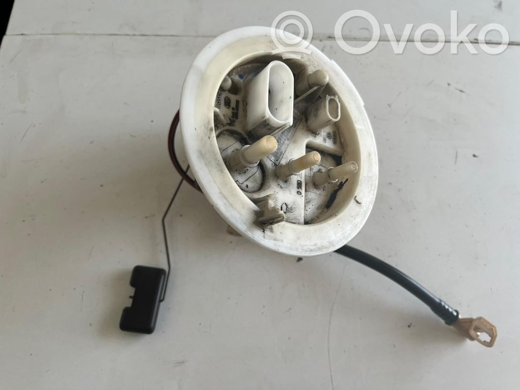 Audi A4 S4 B8 8K Sensor de nivel de combustible 