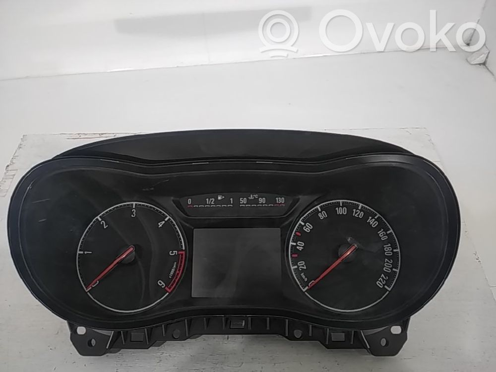 Opel Corsa E Speedometer (instrument cluster) 