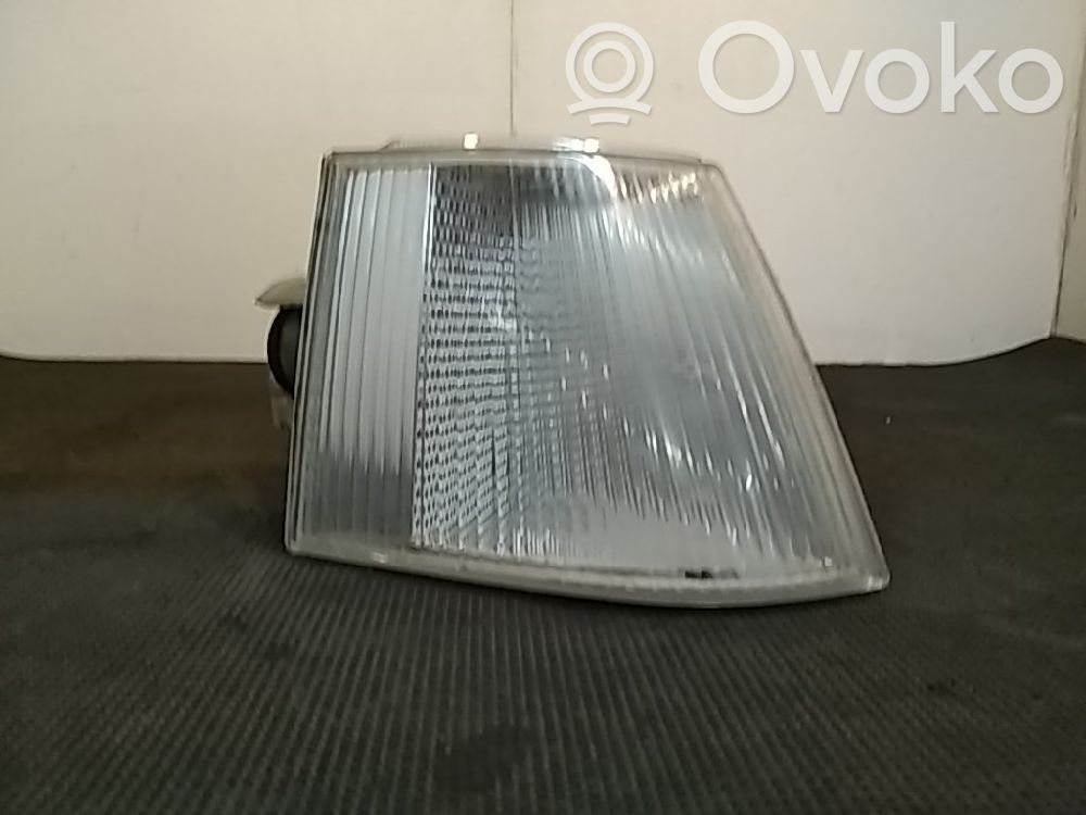 Front indicator light   7701034272