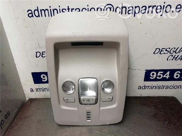 Luz del asiento delantero