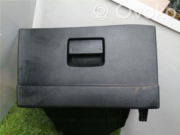 Ford Mondeo MK IV Boite à gants