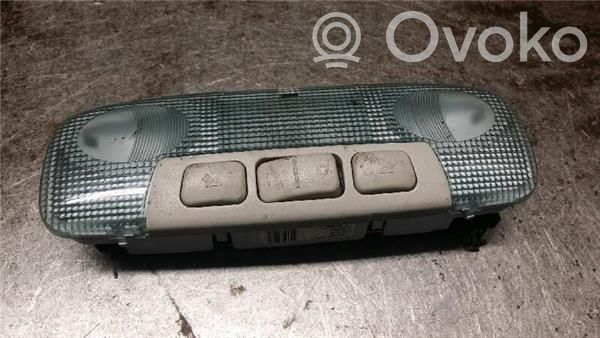Éclairage lumière plafonnier avant   8A6A13K767AB