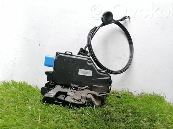 Volkswagen Touran I Zamek drzwi tylnych 