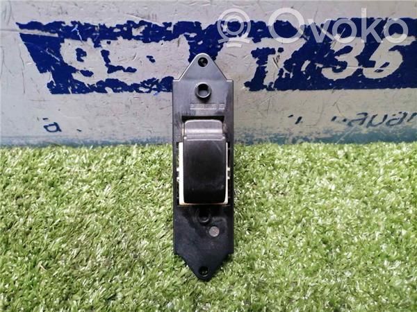 Interrupteur commade lève-vitre   MR587944,MR587944