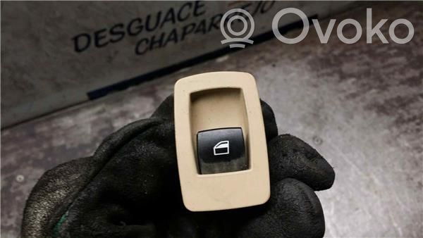 Interruptor del elevalunas eléctrico   9113931