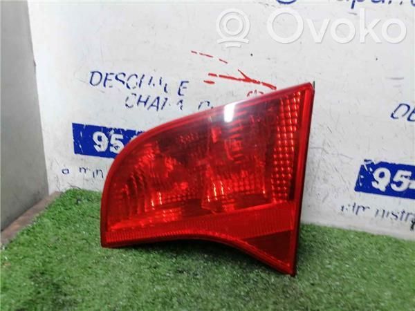 Audi A4 S4 B5 8D Lámpara de faros/luces traseros 
