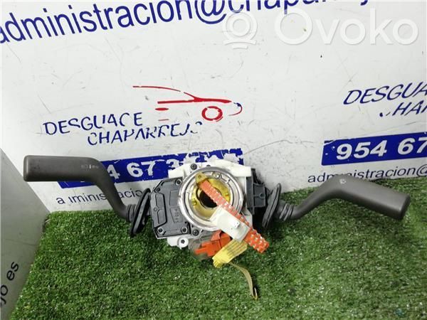 Volvo S40, V40 Interruptor de control multifunción