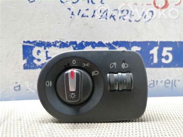 Seat Leon (1M) Interruptor de luz 