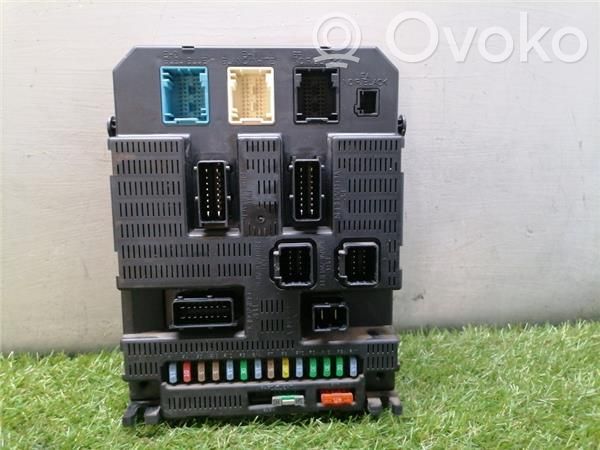 Citroen C4 I Módulo de fusible 