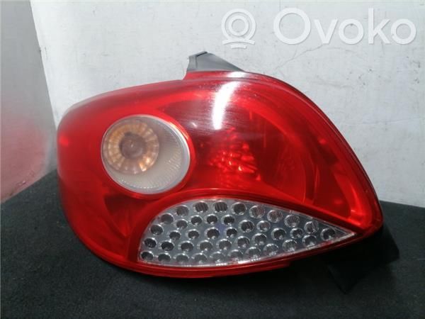 Lámpara de faros/luces traseros