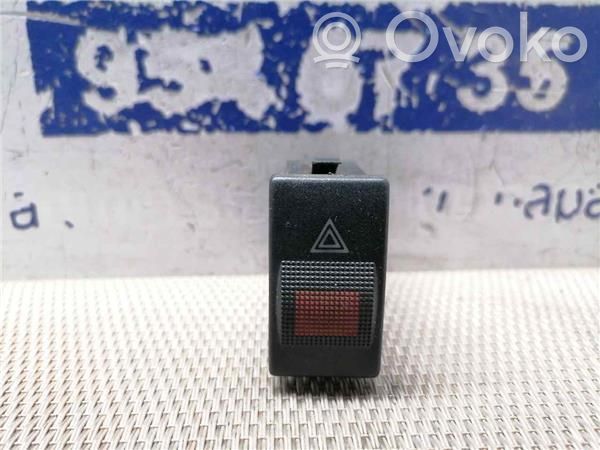 Botón interruptor de luz de peligro   8D0941509,8D0941509