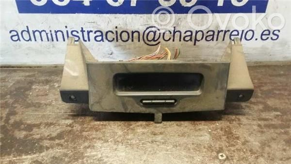 GPS navigation control unit/module   P7700428029