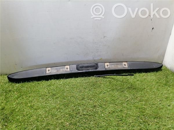 Loading door exterior handle