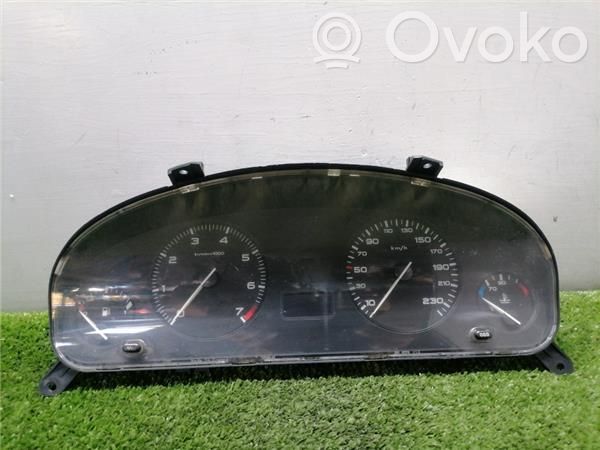 Peugeot 406 Compteur de vitesse tableau de bord 