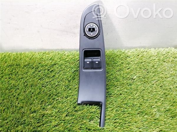 Hyundai i20 (PB PBT) Interruttore di controllo dell’alzacristalli elettrico 