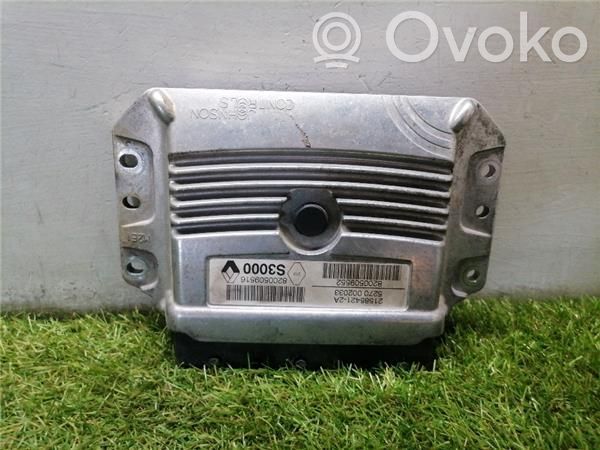 Unidad de control/módulo ECU del motor   8200509552,820050509516