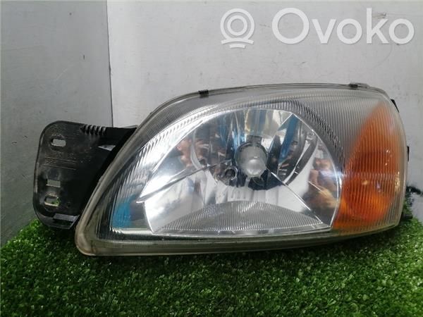 Ford Fiesta Scheinwerfer 