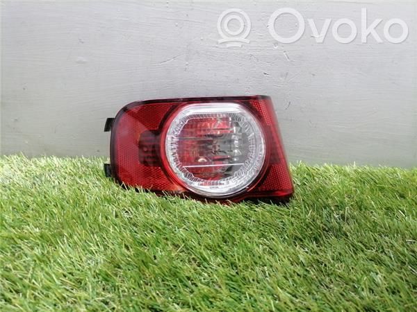 Lámpara de faros/luces traseros