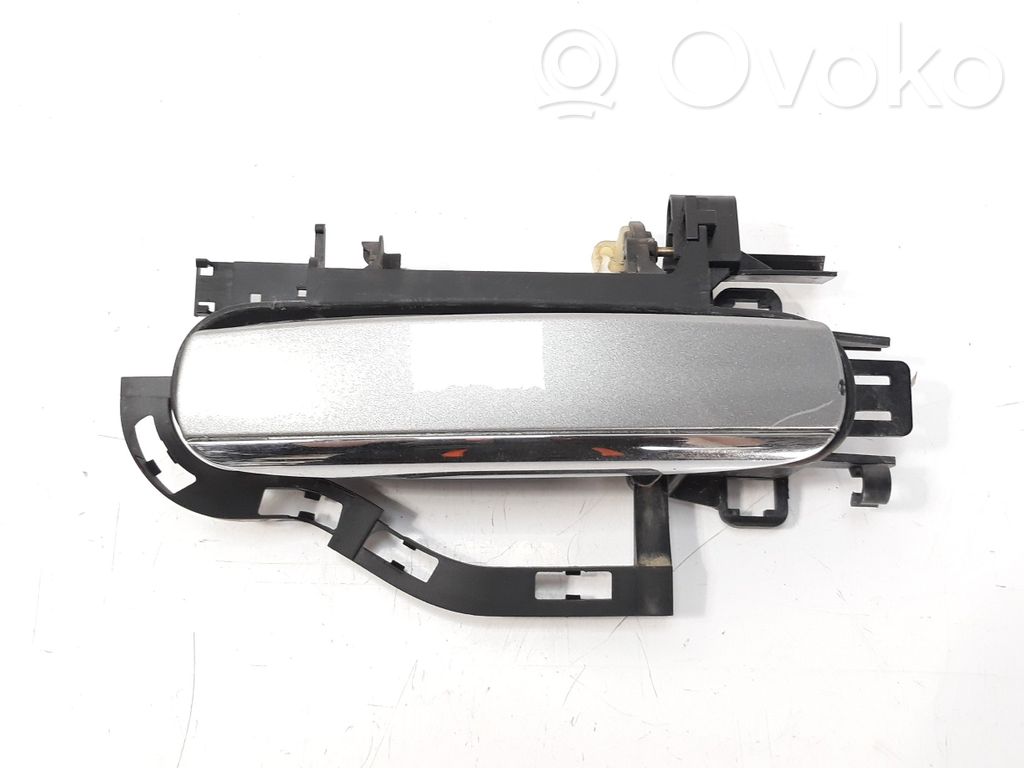 Manecilla externa puerta trasera   4F0837207B