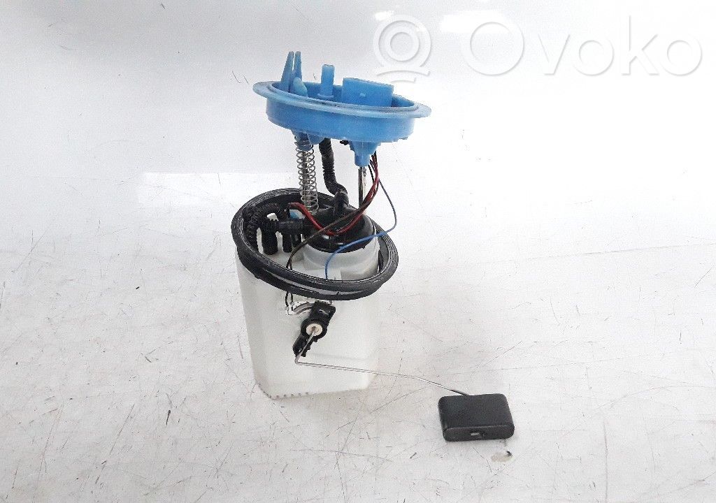 Volkswagen Golf SportWagen Bomba interna de combustible 