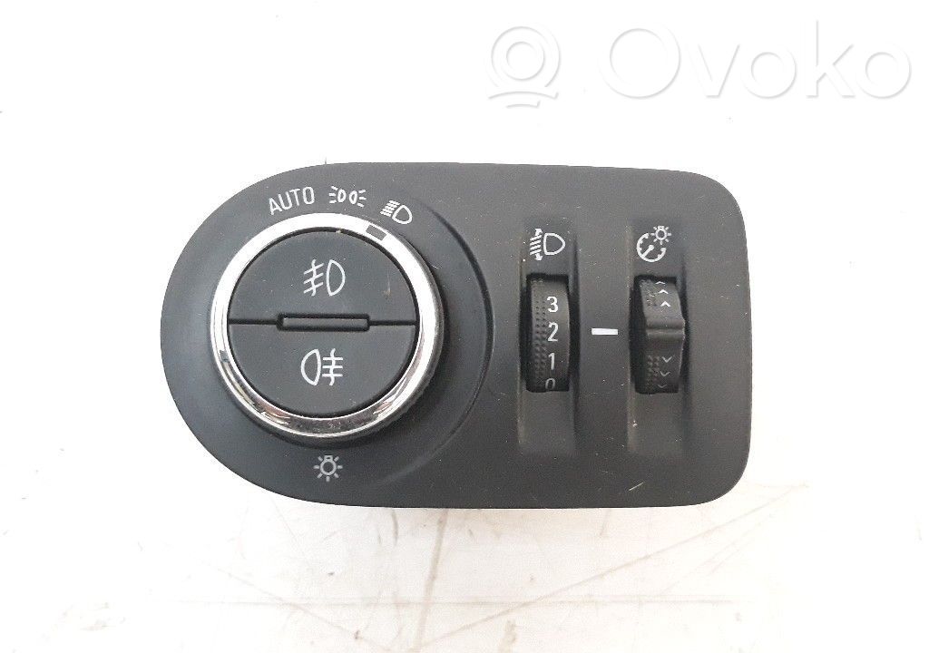 Opel Astra K Interruptor de control del panel de luces 