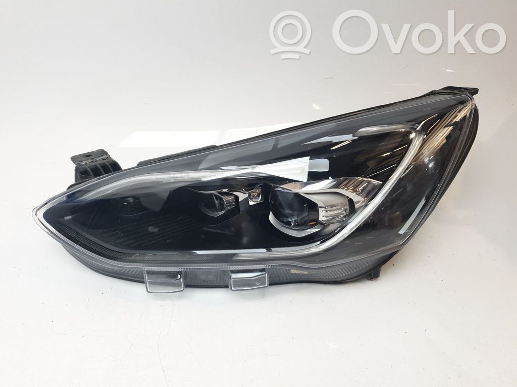 Ford Focus Headlight/headlamp 