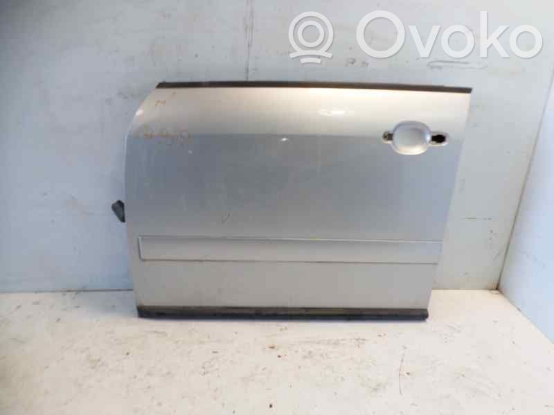 Puerta delantera   8Z0831051A