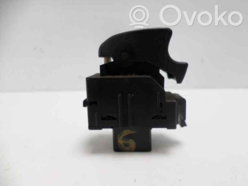 Interruptor del elevalunas eléctrico   REF