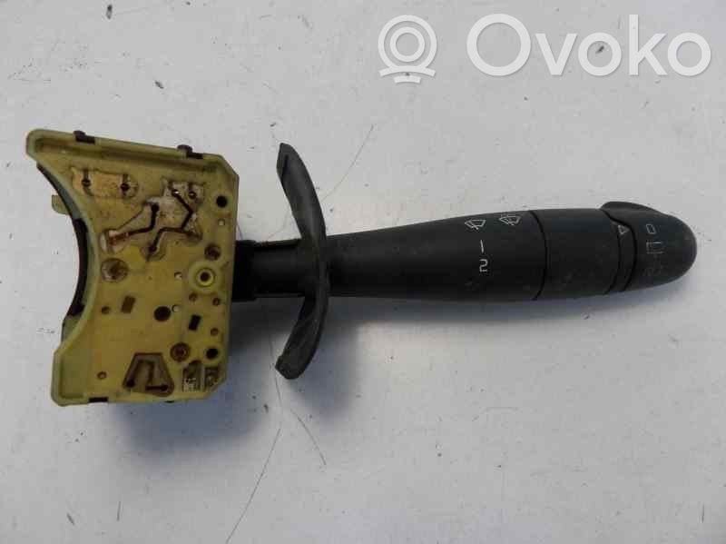 Renault Megane I Palanca de control del limpiaparabrisas 