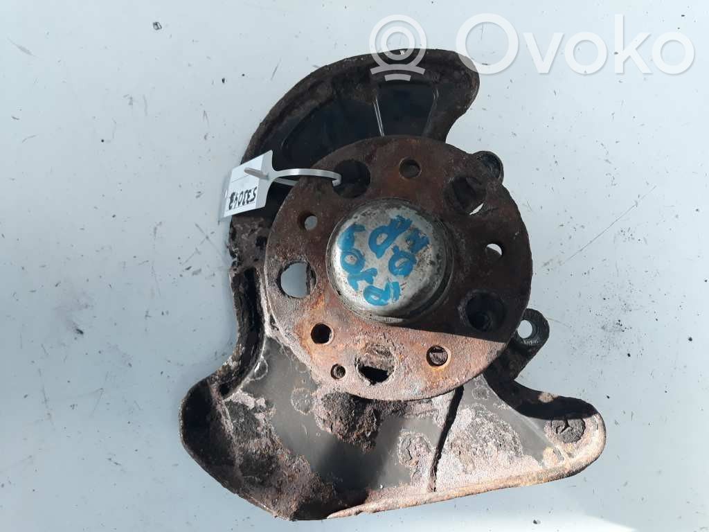 Mercedes-Benz C W203 Front wheel hub spindle knuckle 