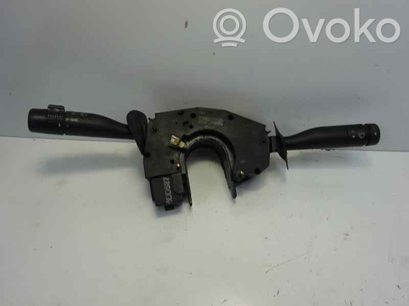 Ford Ka Interruptores/botones de la columna de dirección 