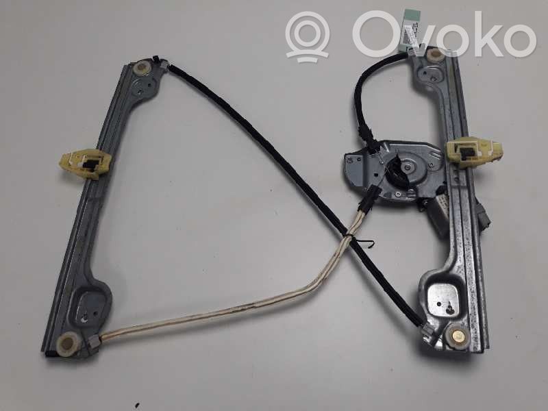 Peugeot 1007 Manualny podnośnik szyby drzwi przednich 