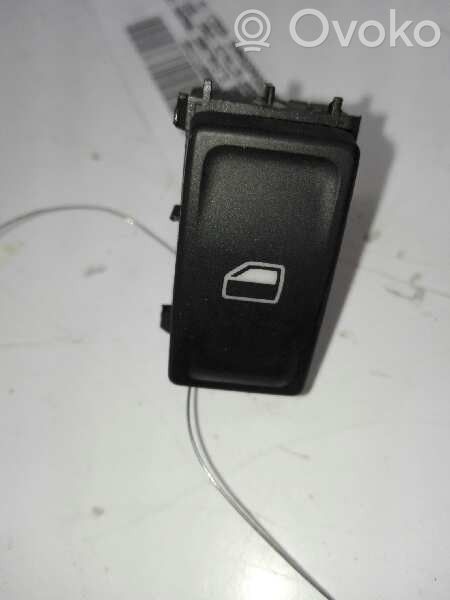 Skoda Octavia Mk3 (5E) Electric window control switch 