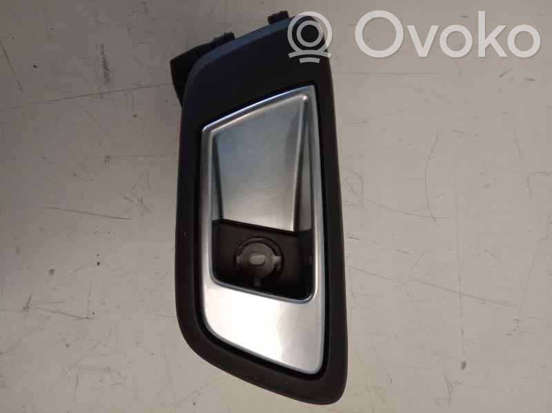 Ford Fiesta Manecilla interna puerta trasera 