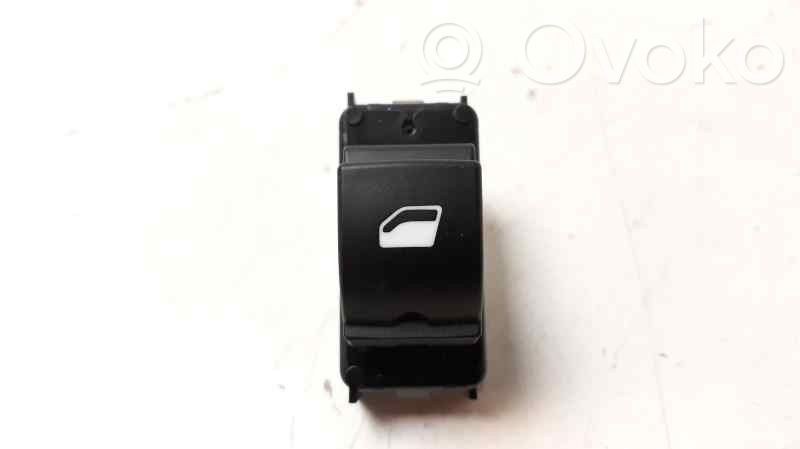 Electric window control switch   13483539