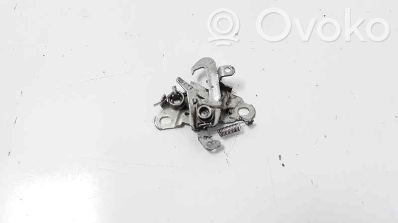 Citroen C3 Tie down hook / loop 