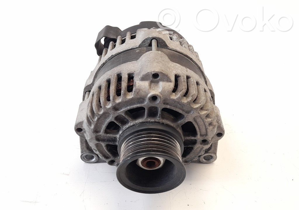 Opel Astra H Generator/alternator 
