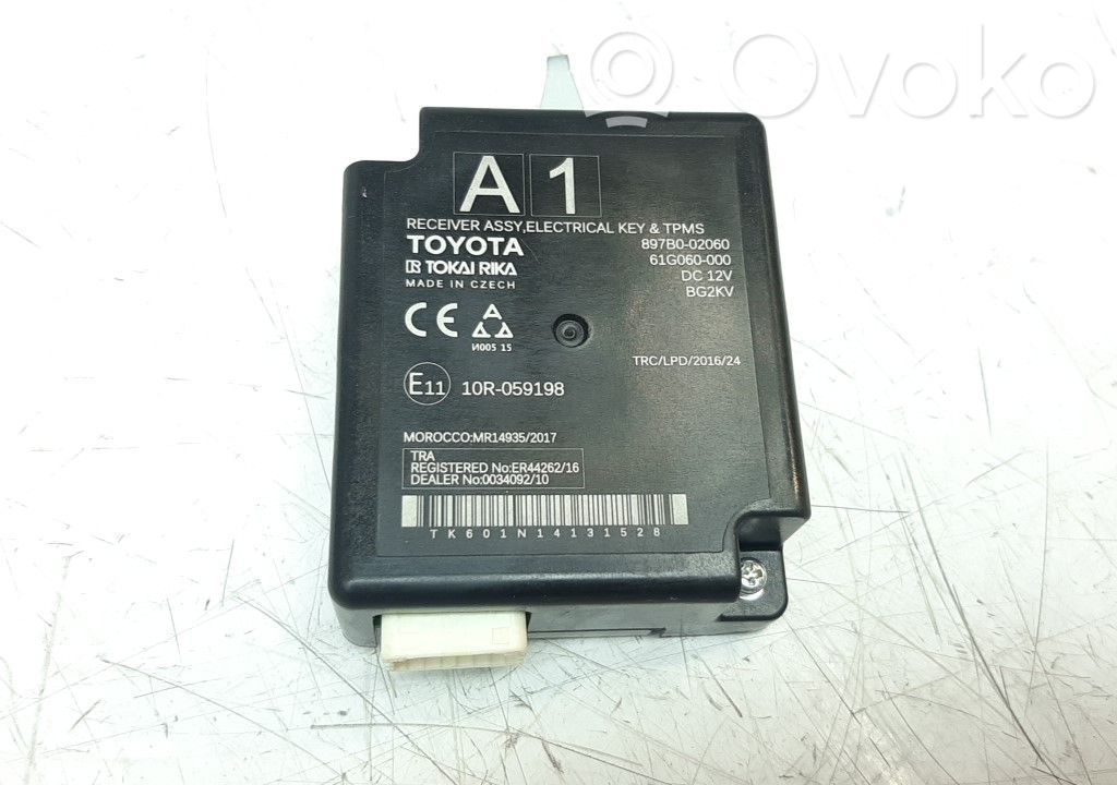 Other control units/modules   897B002060