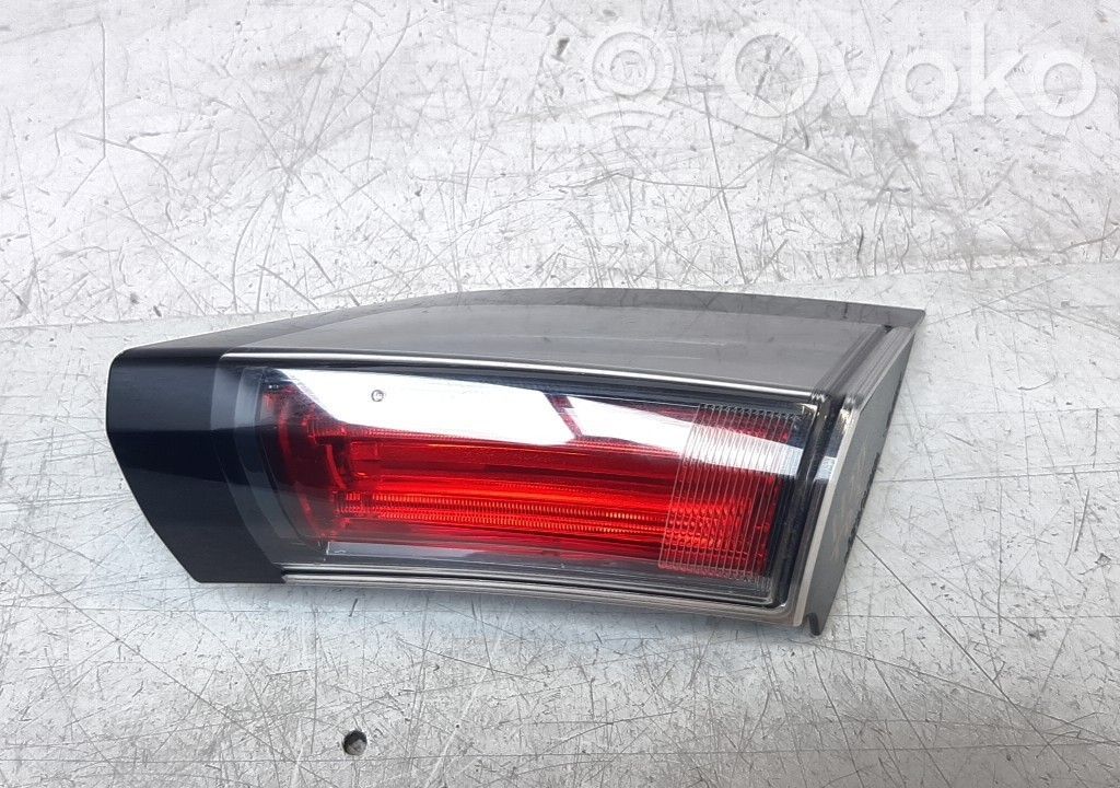 Honda Civic X Feux arrière sur hayon