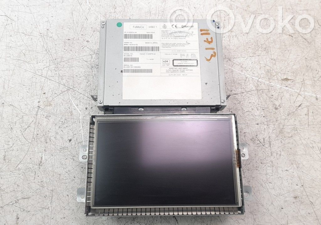 Land Rover Range Rover Sport L320 Radio/CD/DVD/GPS head unit 