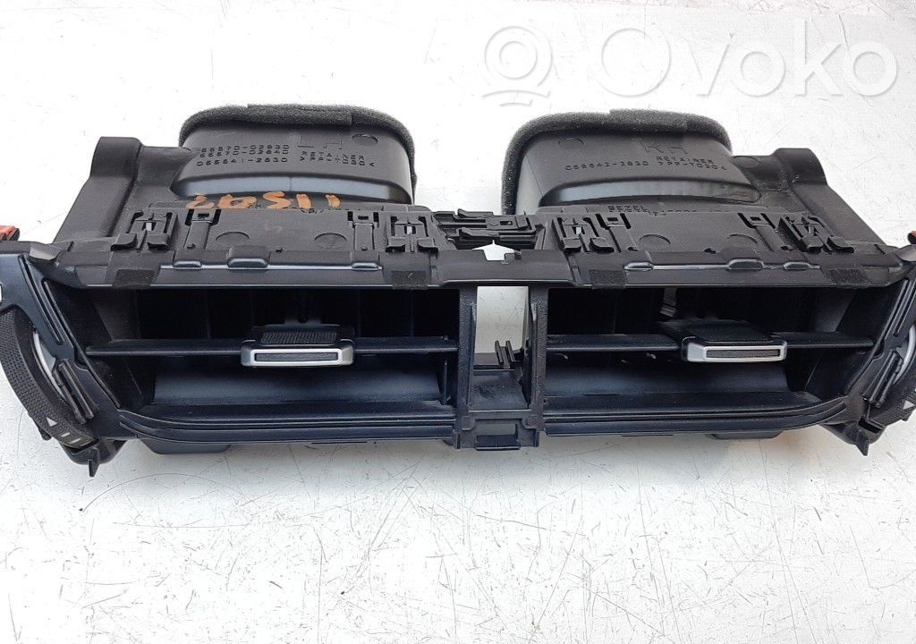 Toyota Corolla E160 E170 Lufteinlass Luftführung 
