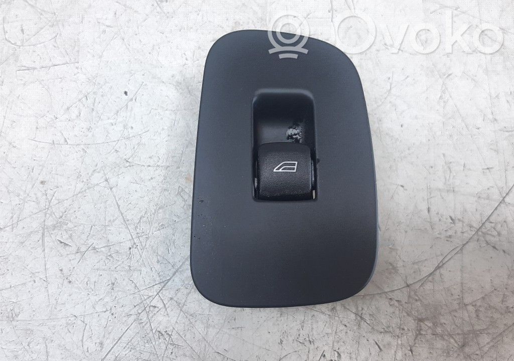 Electric window control switch   31433408