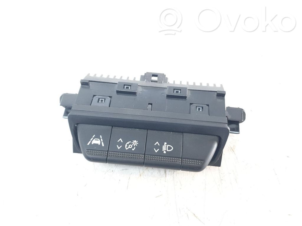 Renault Clio IV Boutons / interrupteurs volant 
