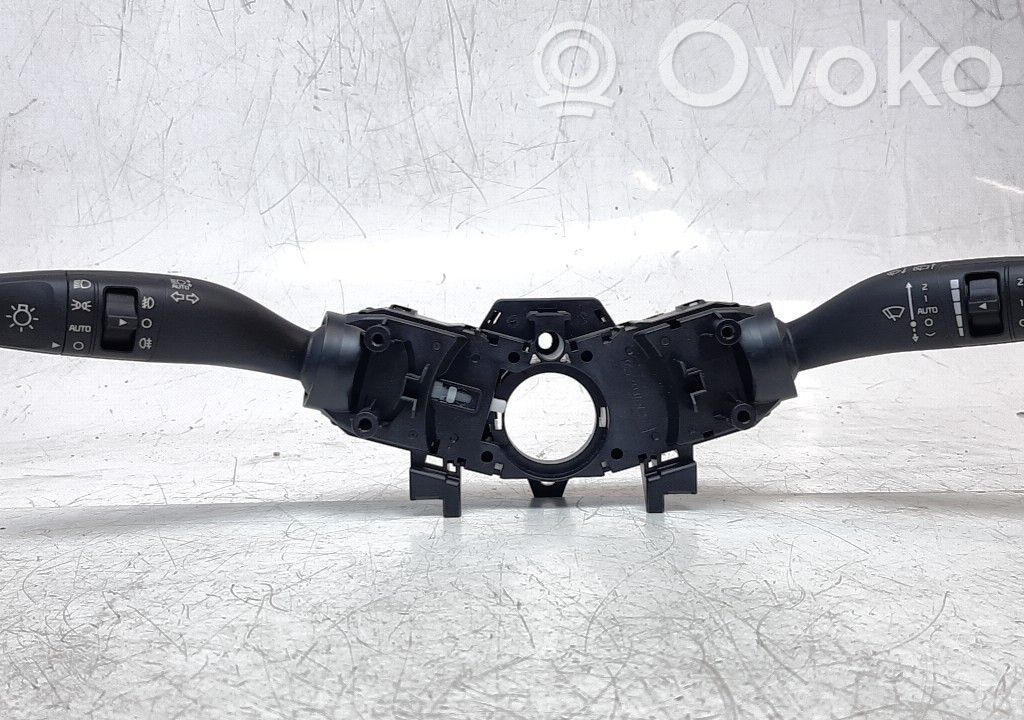 KIA Stonic Boutons / interrupteurs volant 